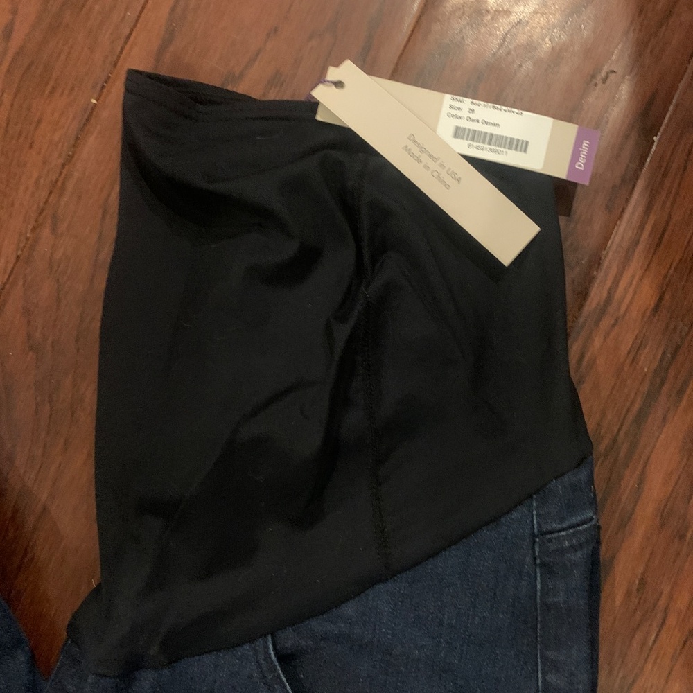 Kimi & Kai boot cut maternity jeans - Picture 2 of 5